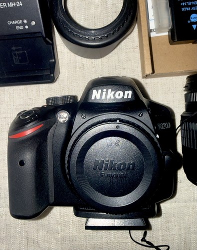 Nikon d3200 megapixel - 24,2,